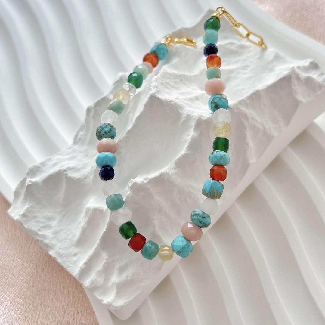 Stone colored bracelet for women ethnic style dopamine handmade design beaded bracelet luck bracelet
