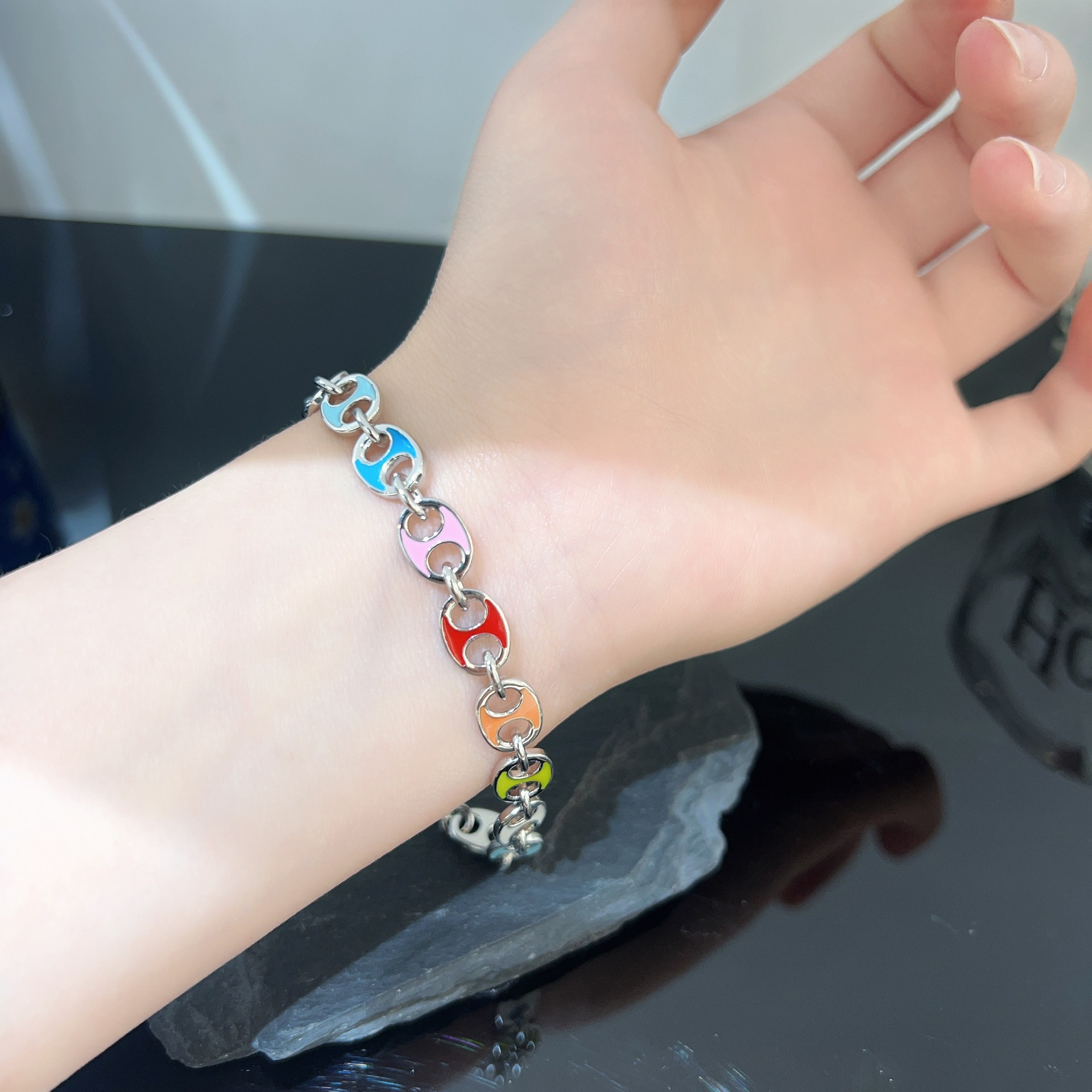 Colorful pig nose bracelet for women light luxury style fashion personality all-match high-grade rainbow bracelet