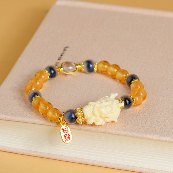 Gold foil glass half sugar heart agate Xiaolongnu bracelet new cultural and creative hot original bracelet