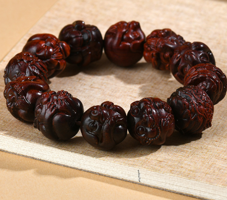 Blood sandalwood carved twelve zodiac bracelets play with wooden Buddhist beads Chinese style hand string handheld jewelry