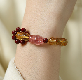 Rich Citrine Fortune Strawberry Crystal Pixiu Good Luck Bracelet for Men and Women Light Luxury Niche Single Loop Bracelet