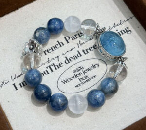 Natural aquamarine blue crystal white crystal white ghost bracelet large particles niche crystal beads