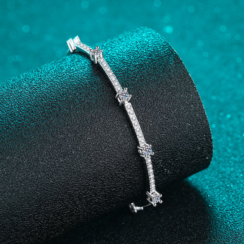 Sterling silver moissanite bracelet niche versatile temperament hand jewelry