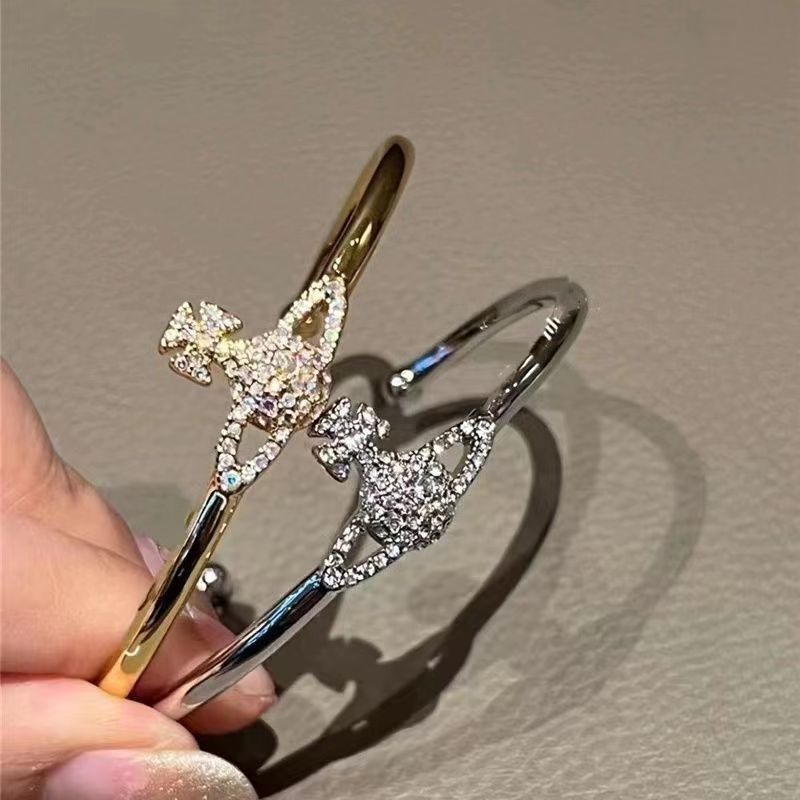 Full diamond Saturn bracelet planet open bracelet female European and American style versatile adjustable niche temperament hand jewelry